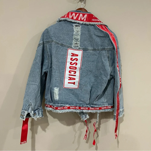 Ma Cherie Women’s Side Medium Graphic Oversized Denim Jacket NWT - Picture 3 of 3